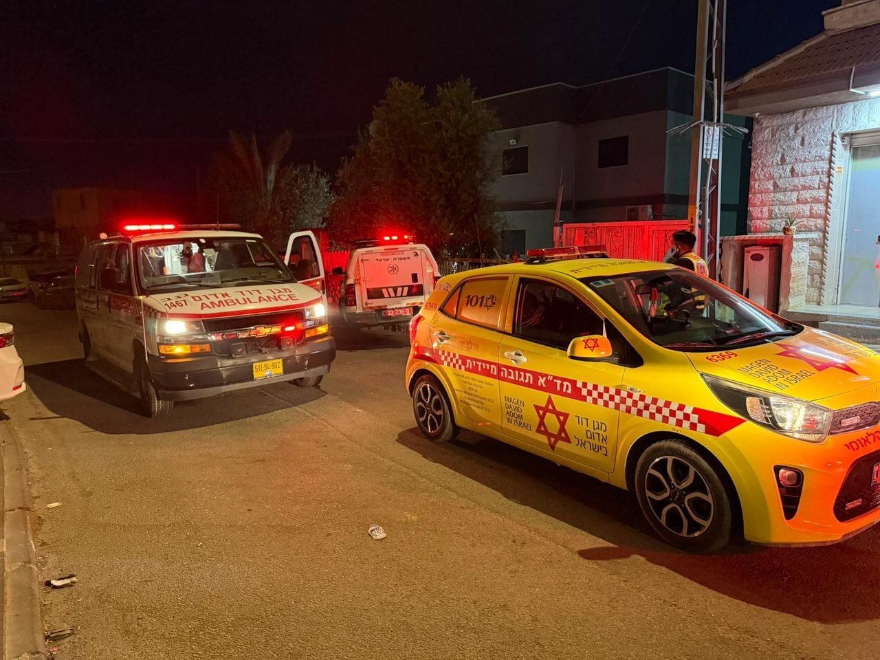 إصابة شابة بجراح خطيرة إثر حادث عنف.. نقلت من رهط إلى مستشفى سوروكا